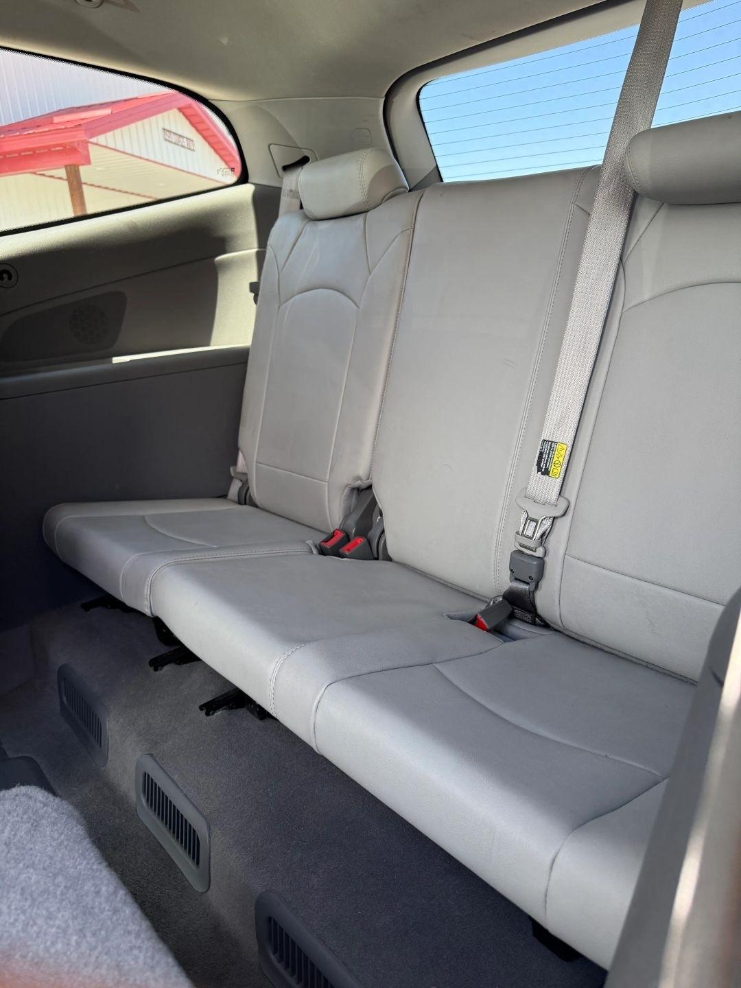 Chevrolet Traverse  2011
