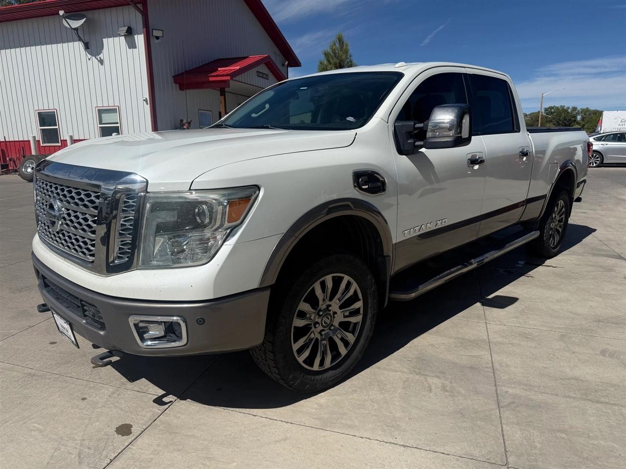Nissan Titan XD  2016