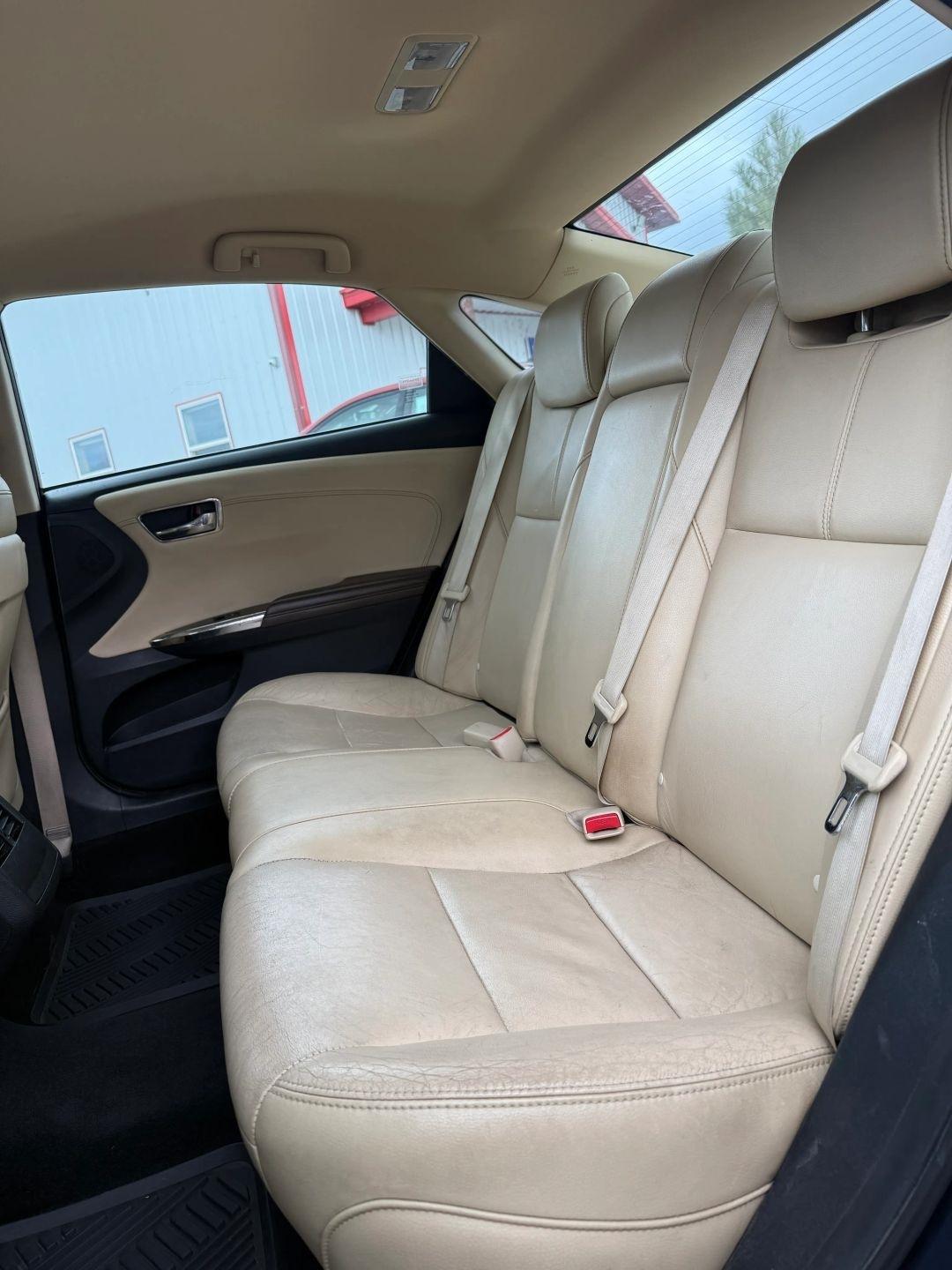 Toyota Avalon  2018
