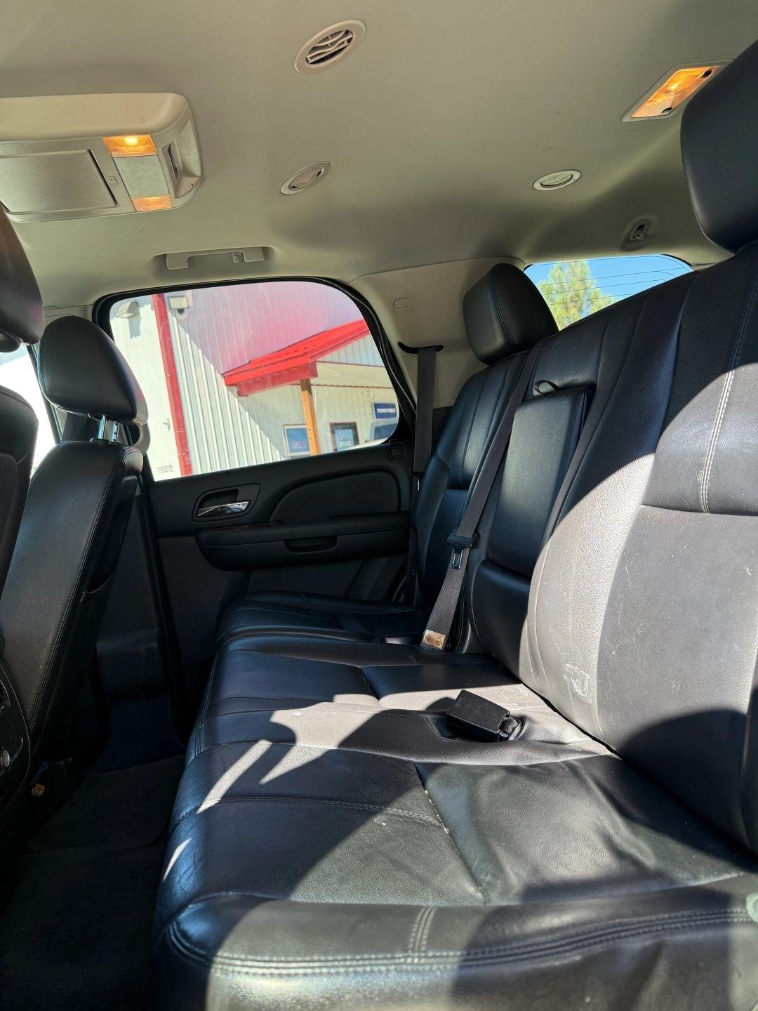 Chevrolet Tahoe  2013