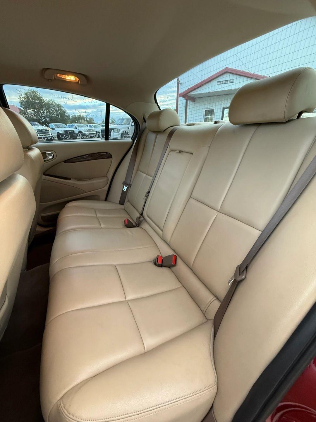 Jaguar S-Type  2006
