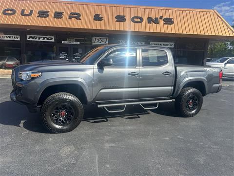 2017 Toyota Tacoma SR5 Double Cab Long Bed V6 6AT 4WD