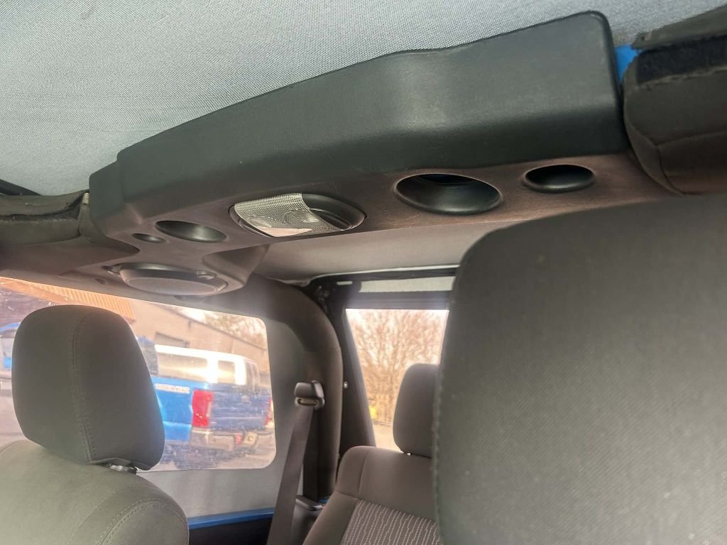 Jeep Wrangler Sport 4WD 2011