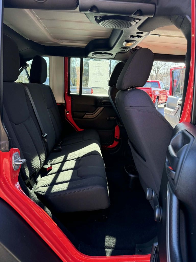 Jeep Wrangler Unlimited Sport 4WD 2013