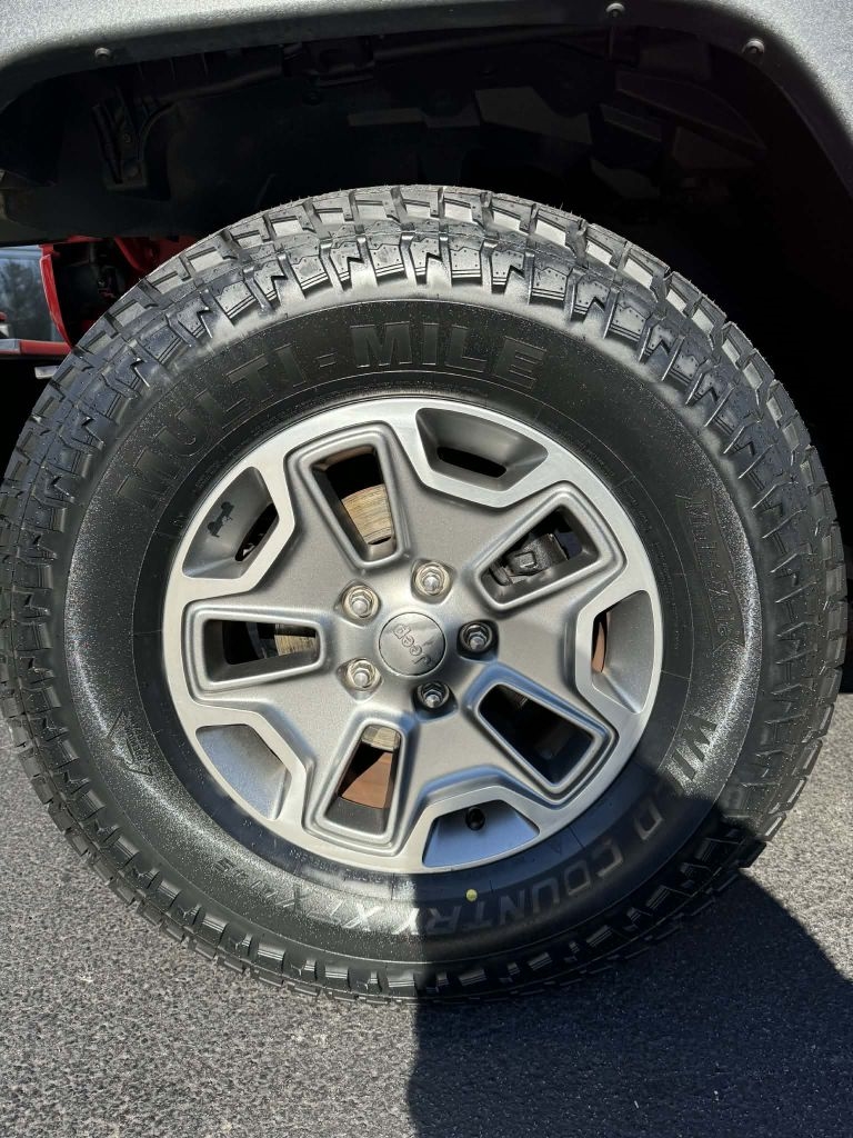 Jeep Wrangler Unlimited Sport 4WD 2013