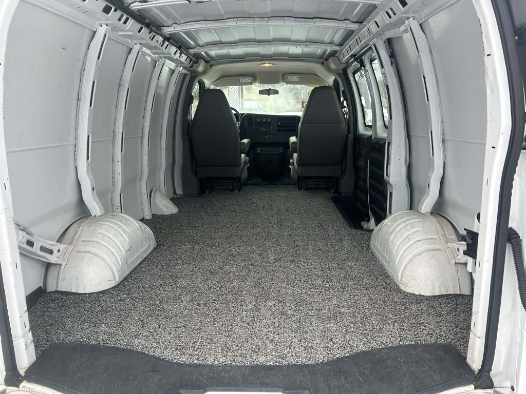 Chevrolet Express 1500 Cargo 2009