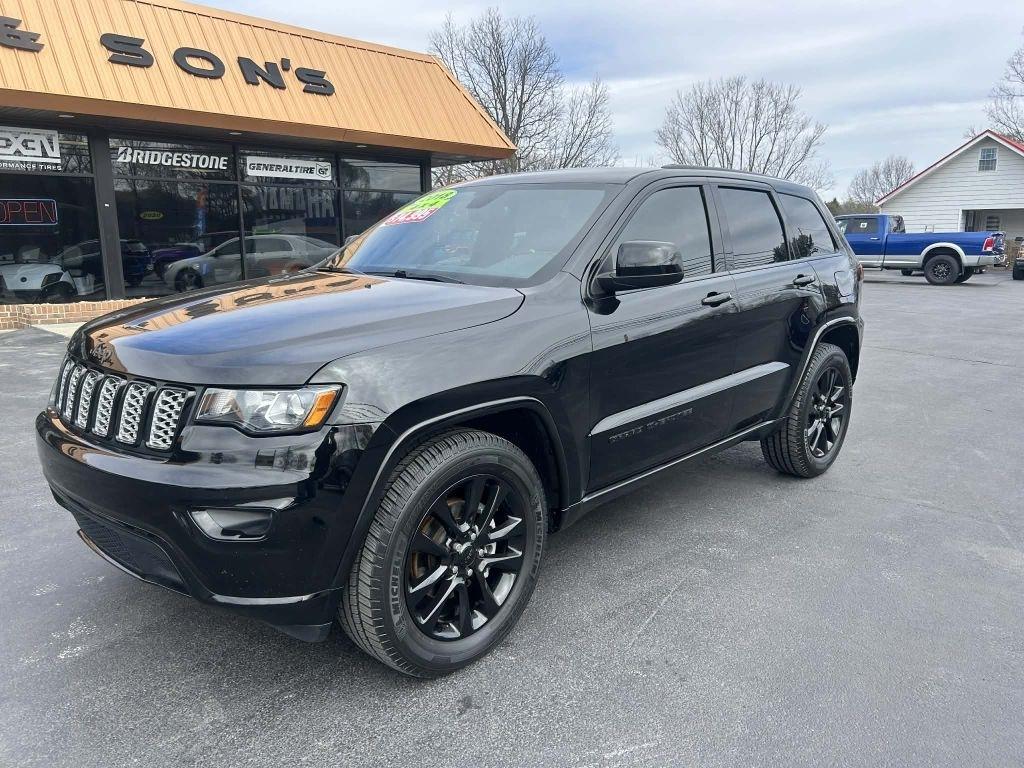 Jeep Grand Cherokee Laredo 4WD 2018