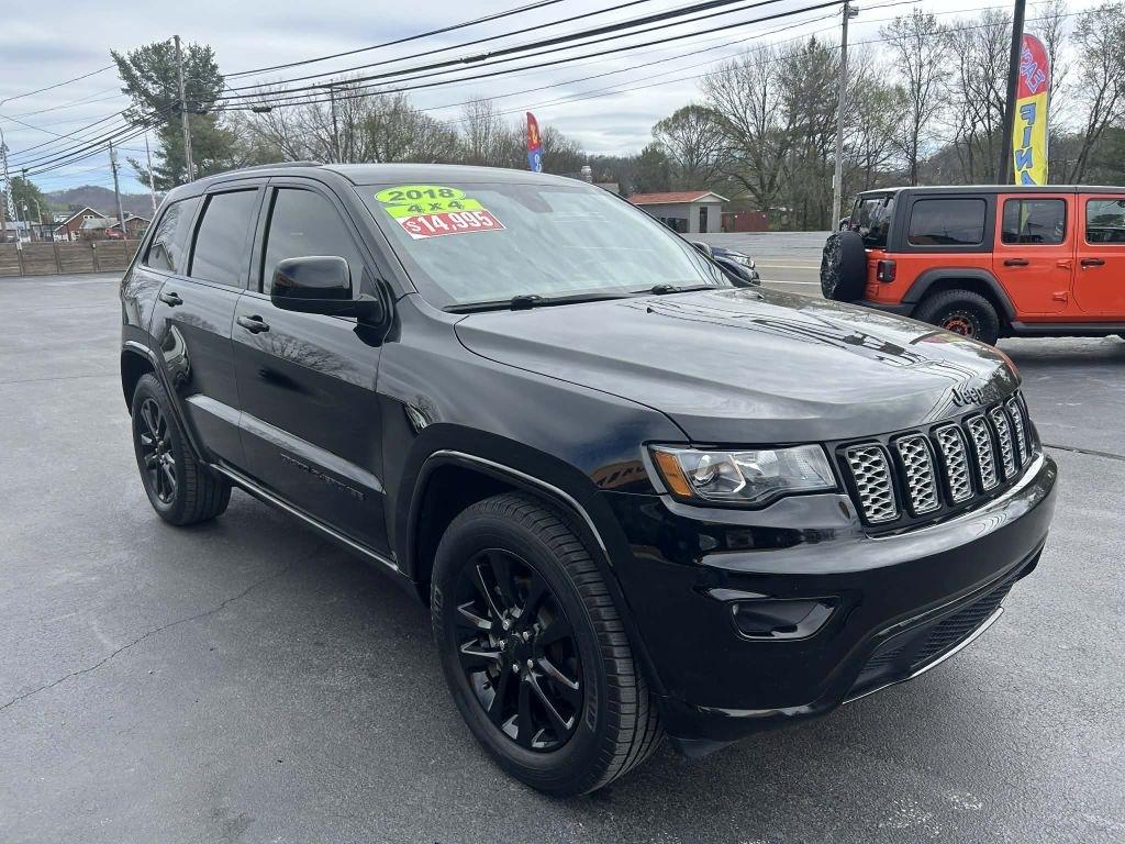 Jeep Grand Cherokee Laredo 4WD 2018