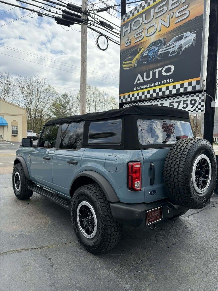 Ford Bronco Base 4-Door 2022