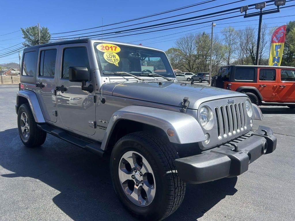 Jeep Wrangler Unlimited Sahara 4WD 2017