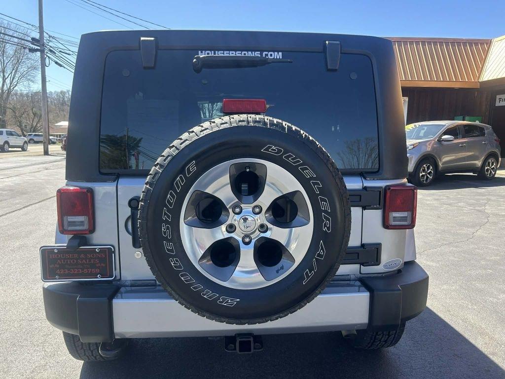 Jeep Wrangler Unlimited Sahara 4WD 2017