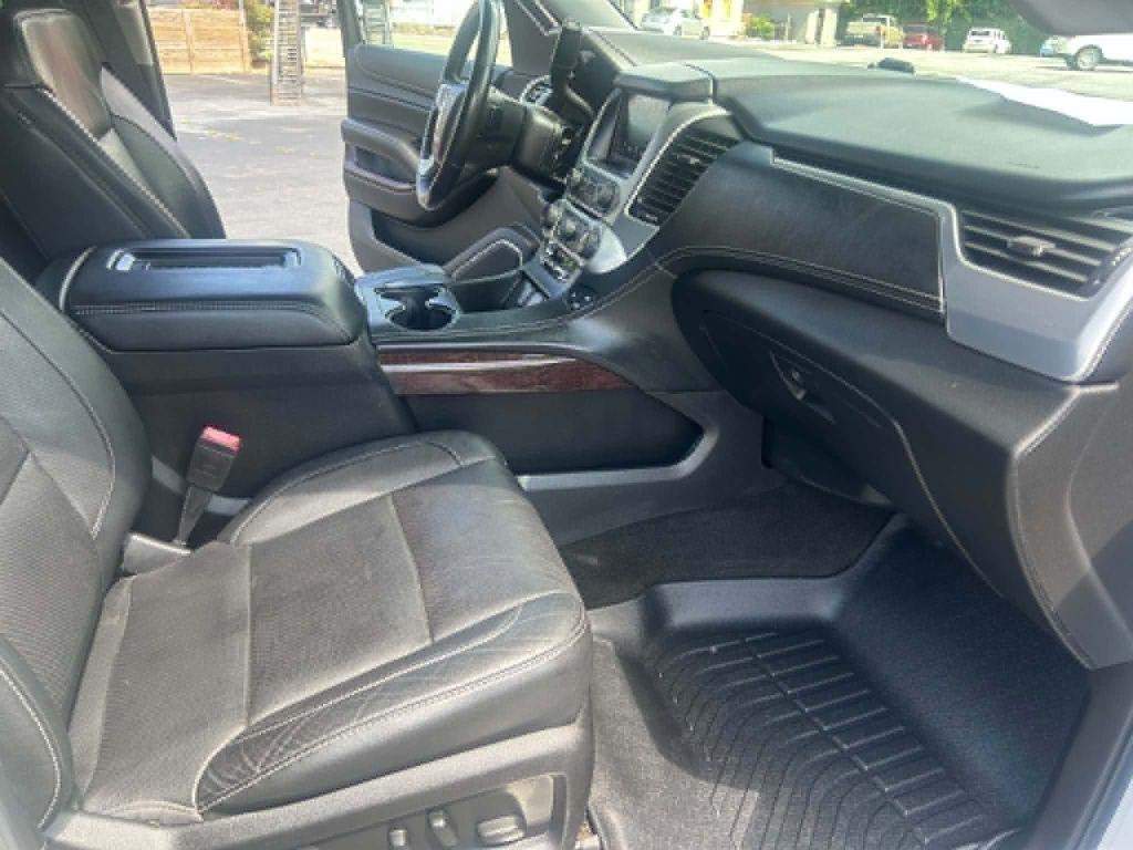 GMC Yukon XL SLT 4WD 2017