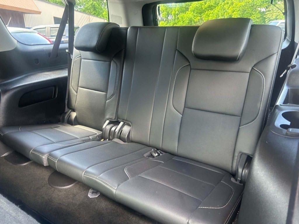 GMC Yukon XL SLT 4WD 2017