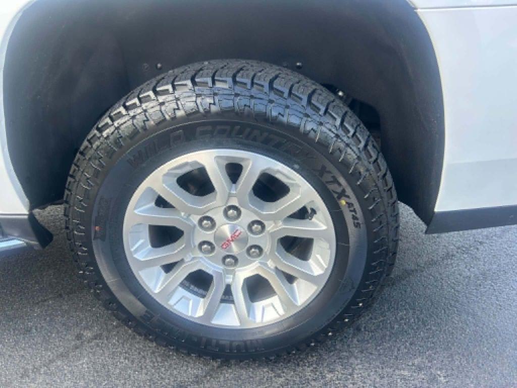 GMC Yukon XL SLT 4WD 2017
