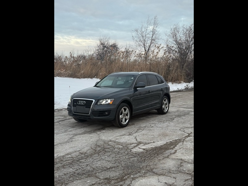 2011 Audi Q5 Premium's photo