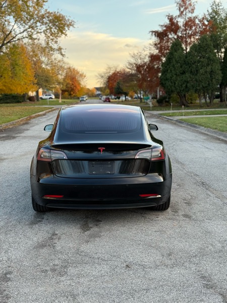 Tesla Model 3 Base 2018