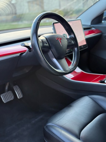 Tesla Model 3 Base 2018