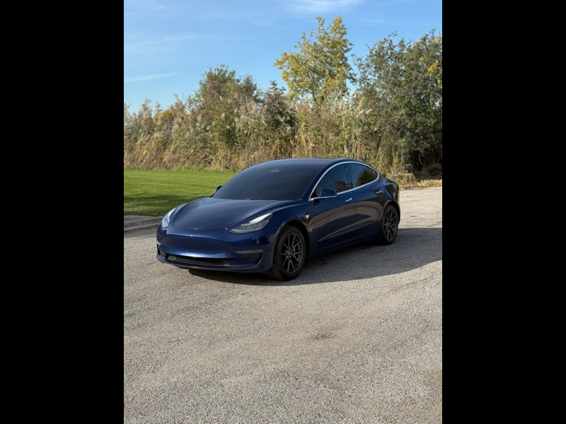 2018 Tesla Model 3 Base's photo