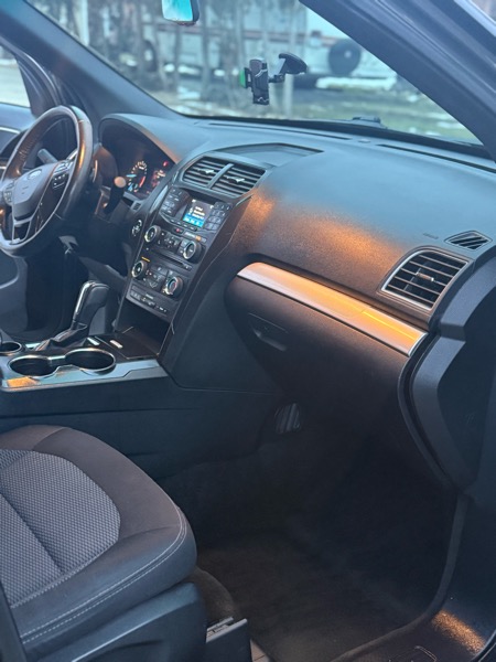 Ford Explorer XLT FWD 2016