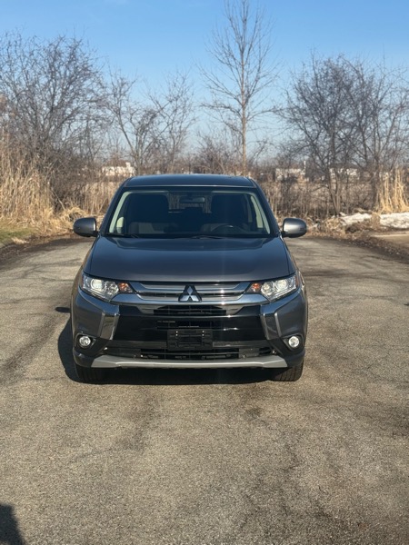 Mitsubishi Outlander SE AWD 2016