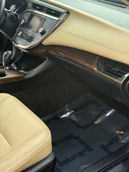 Toyota Avalon Hybrid XLE Premium 2014