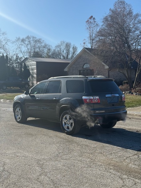 GMC Acadia SLE-2 FWD 2011