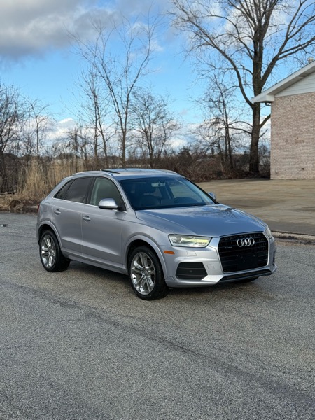 Audi Q3 2.0T quattro Premium Plus 2016