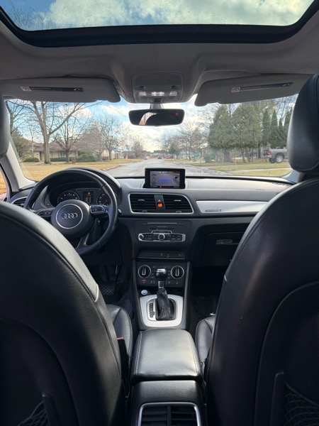 Audi Q3 2.0T quattro Premium Plus 2016