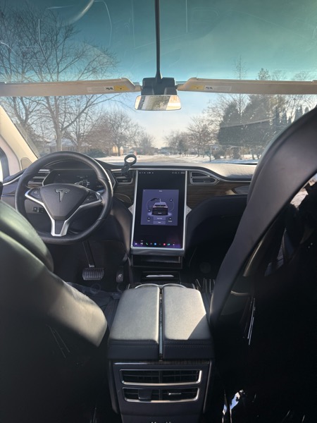Tesla Model X 90D 2016