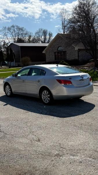 Buick LaCrosse CX 2011
