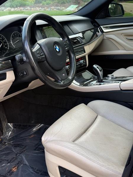 BMW 5-Series 535i xDrive 2013