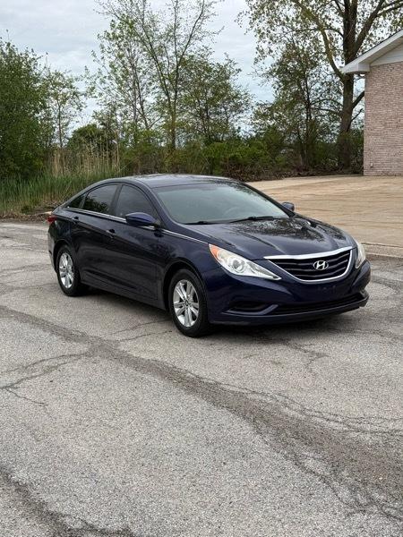 Hyundai Sonata 4dr Sdn 2.4L SE 2011