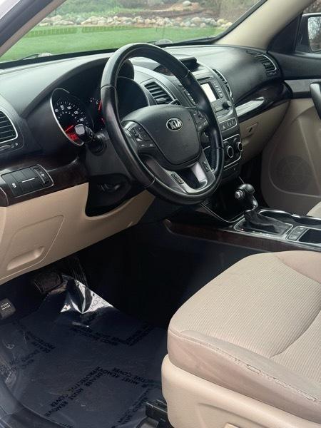 Kia Sorento LX V6 FWD 2014