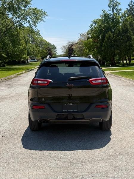 Jeep Cherokee Latitude FWD 2016