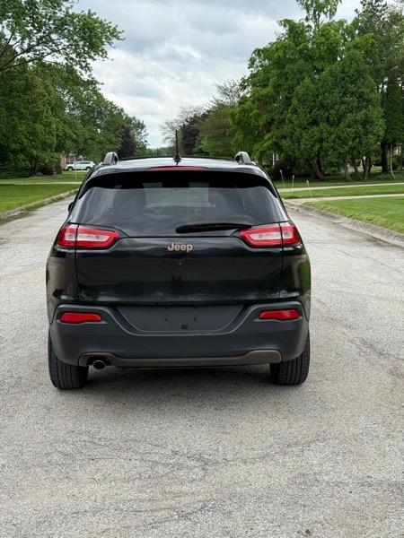 Jeep Cherokee Latitude FWD 2017