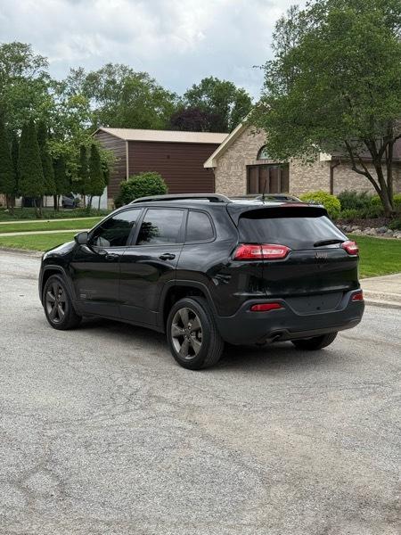 Jeep Cherokee Latitude FWD 2017
