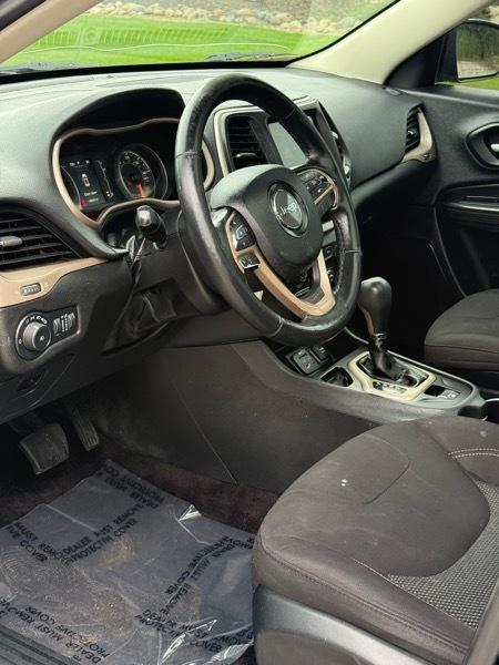 Jeep Cherokee Latitude FWD 2017