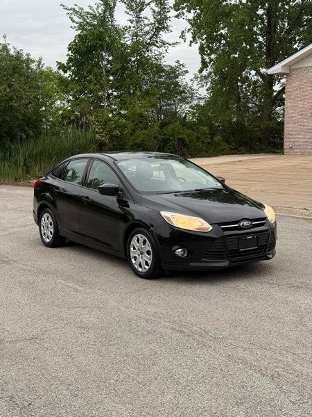 Ford Focus SE Sedan 2012
