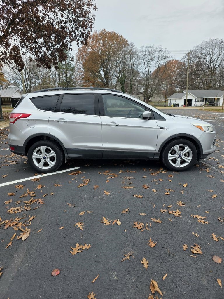 Ford Escape  2013