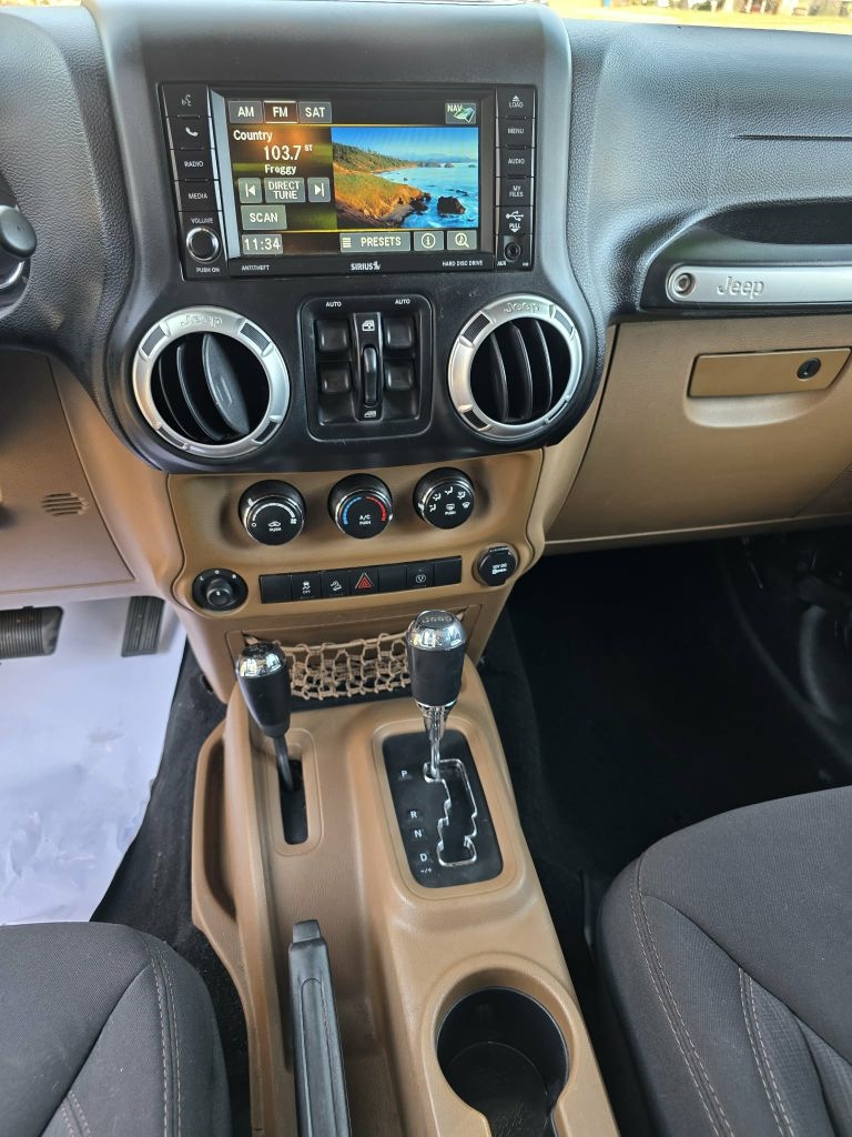 Jeep Wrangler Unlimited  2013