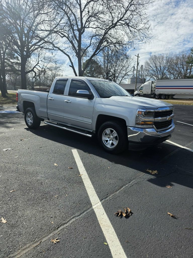 Chevrolet Silverado 1500  2018