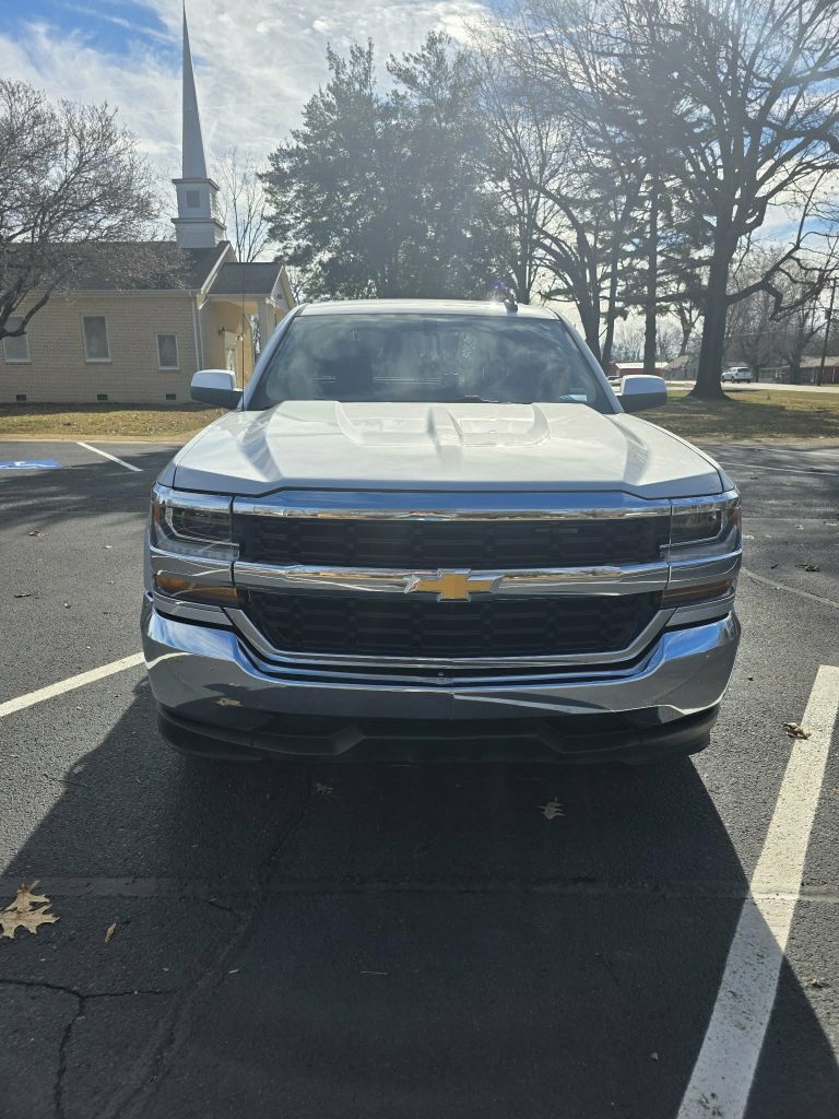 Chevrolet Silverado 1500  2018