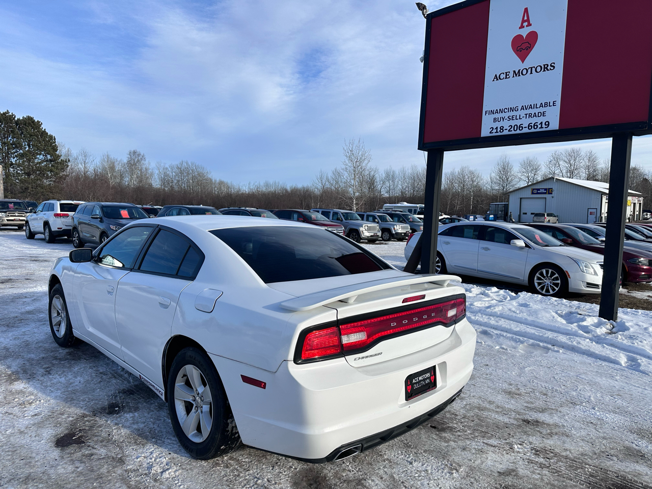 Dodge Charger SE 2011