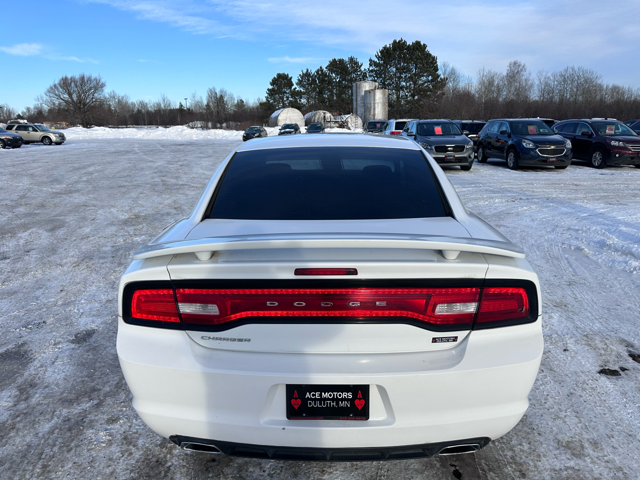 Dodge Charger SE 2011