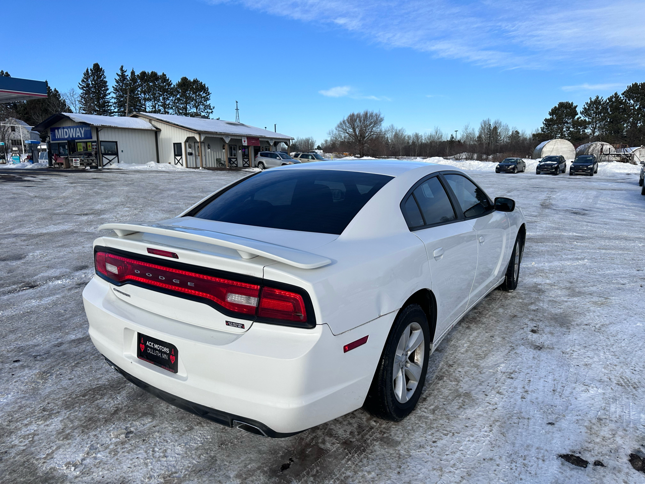 Dodge Charger SE 2011