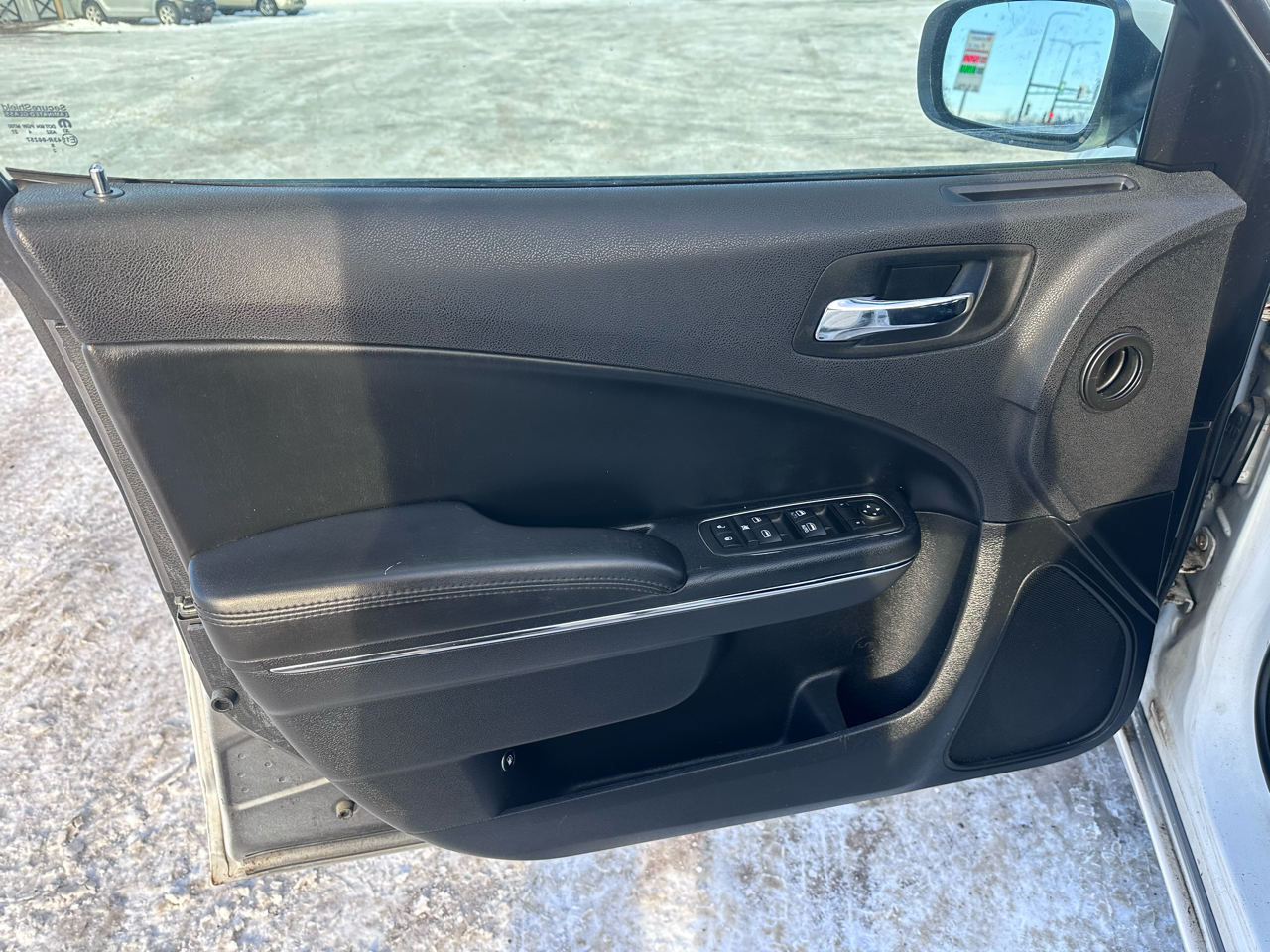 Dodge Charger SE 2011