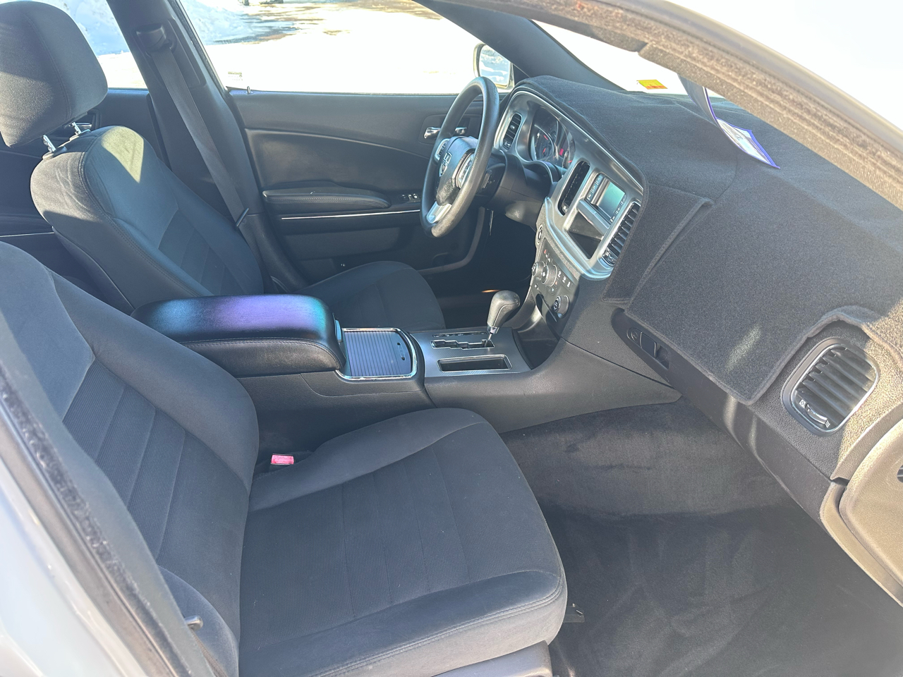 Dodge Charger SE 2011