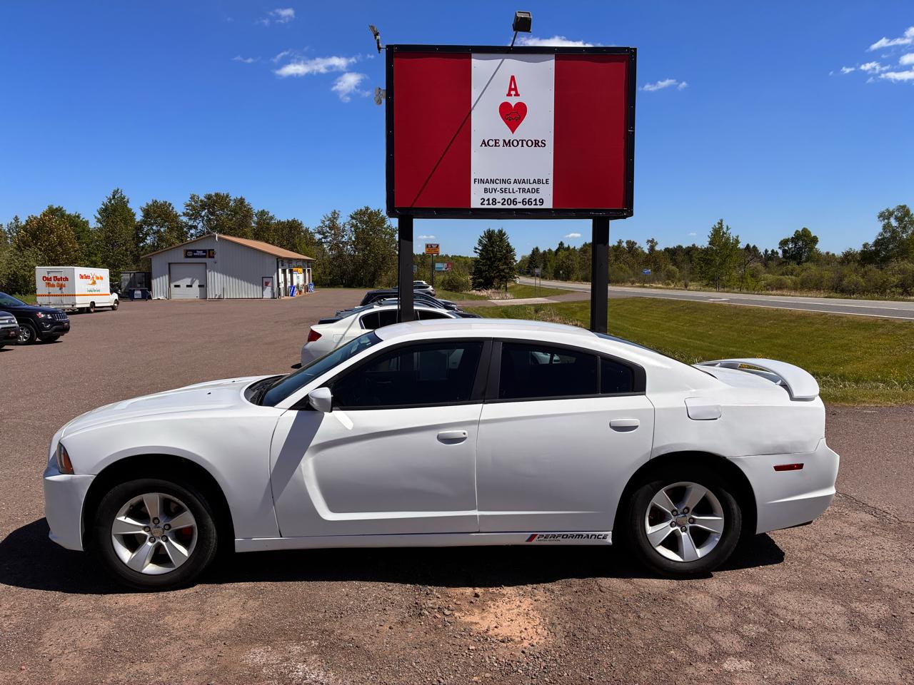 2011 Dodge Charger SE - Photo 2