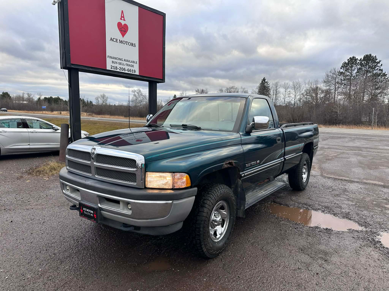 1994 Dodge Ram 1500 Reg. Cab 8-ft. Bed 4WD