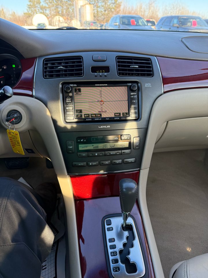 Lexus ES 330 Sedan 2004